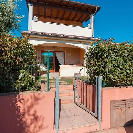 Villino Arcobaleno سان تيودورو